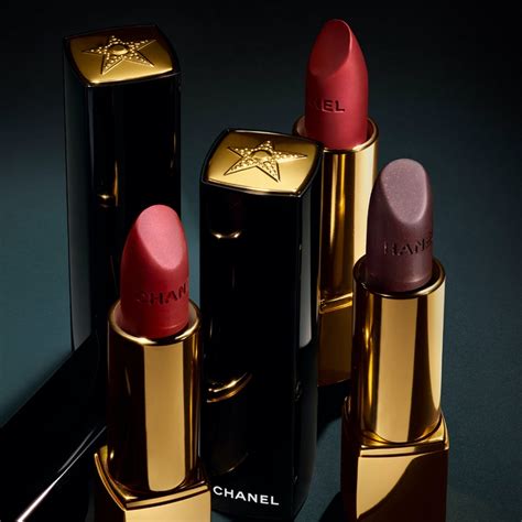 Chanel Rouge Allure Velvet La Comete 